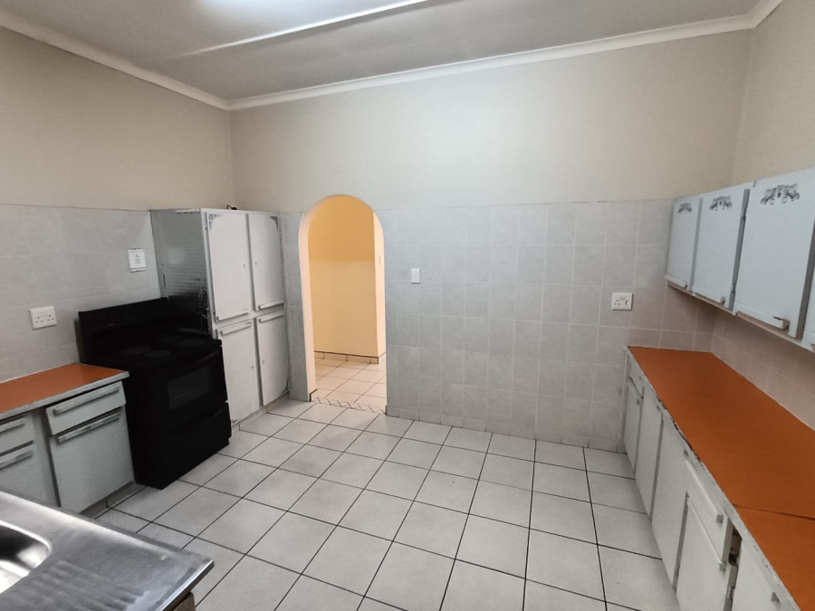 3 Bedroom Property for Sale in Protea Park North West